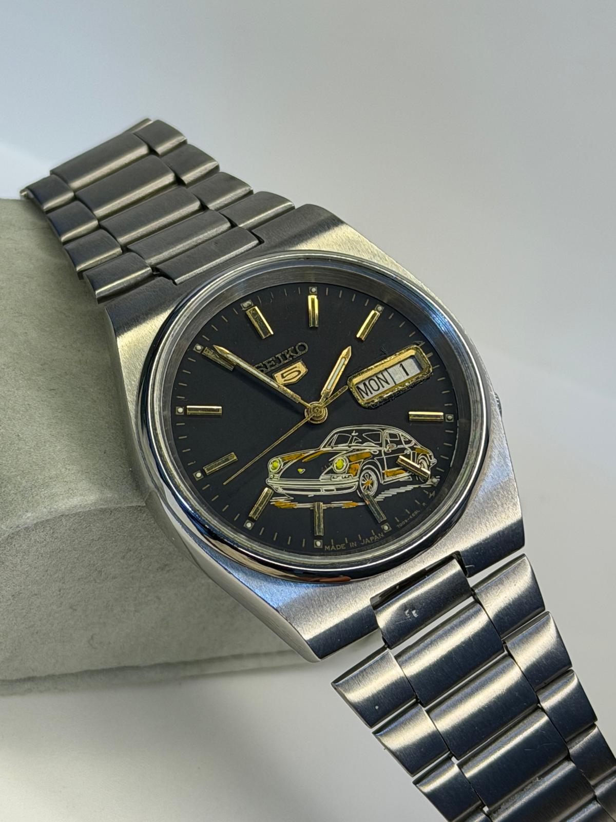 Seiko 5 automatic vintage engraved Porsche.