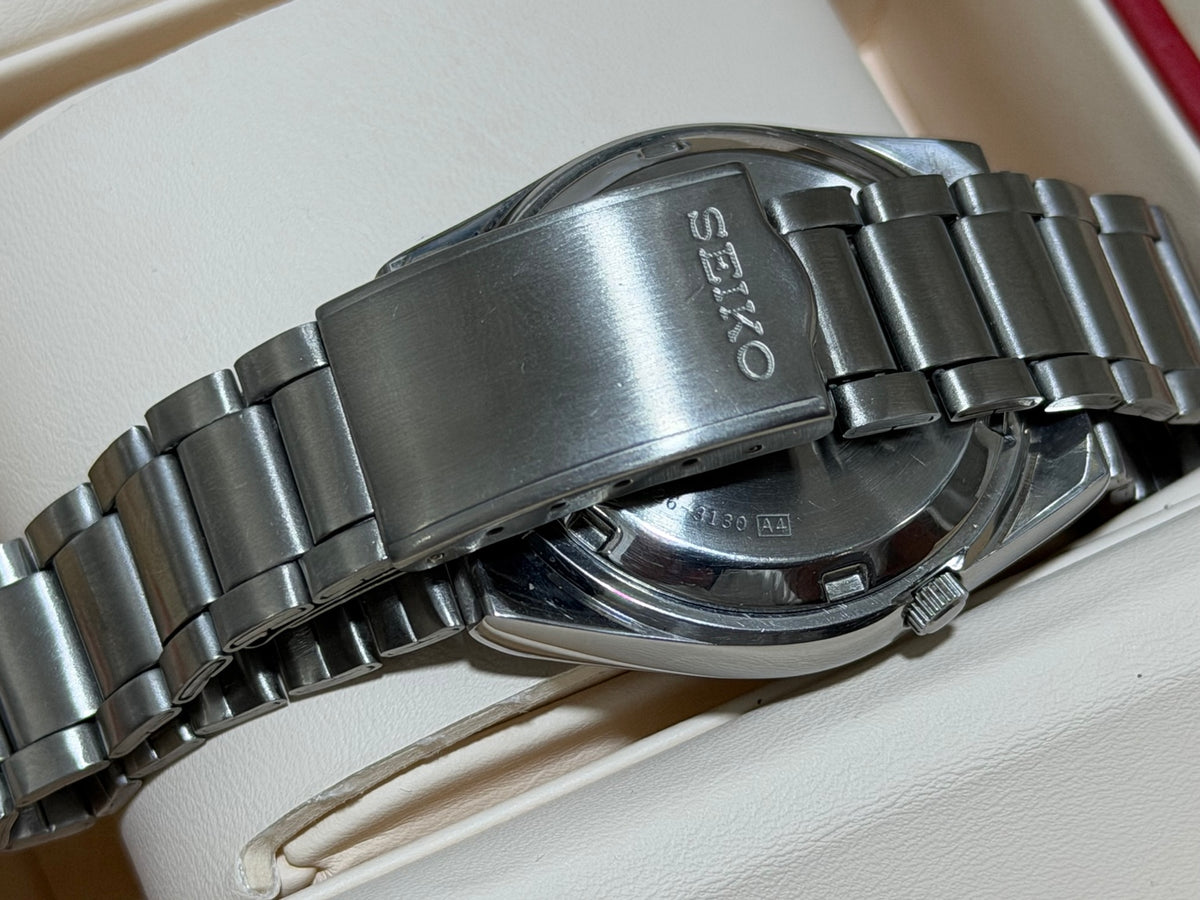 Vintage Seiko 5 stainless steel bracelet and signed clasp