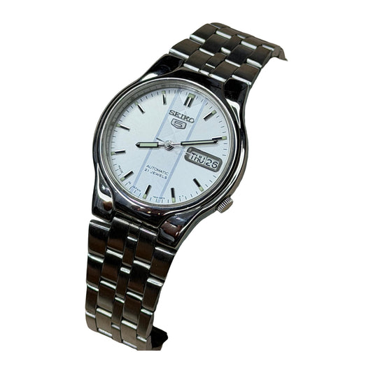 SEIKO 5 Automatic – Silver Dial, Day-Date, Dress Watch (Vintage) — front product photograph on a white background
