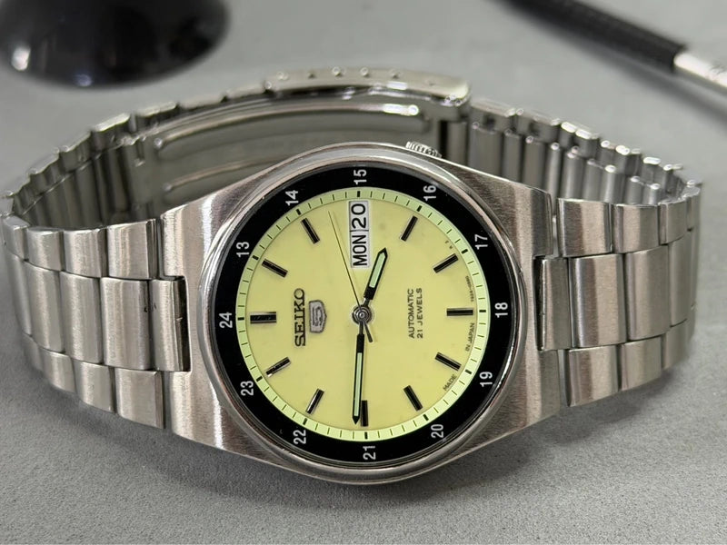 Seiko — Full Lume Dial, 35mm — photograph 5