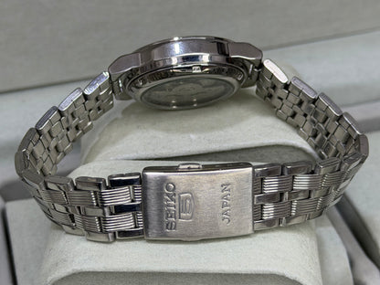 SEIKO 5 – Automatic, Gold Dial, Day-Date Watch (Vintage)