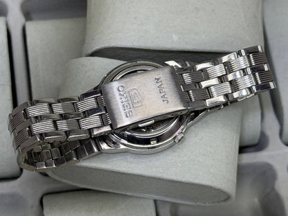 SEIKO 5 – Automatic, Gold Dial, Day-Date Watch (Vintage)