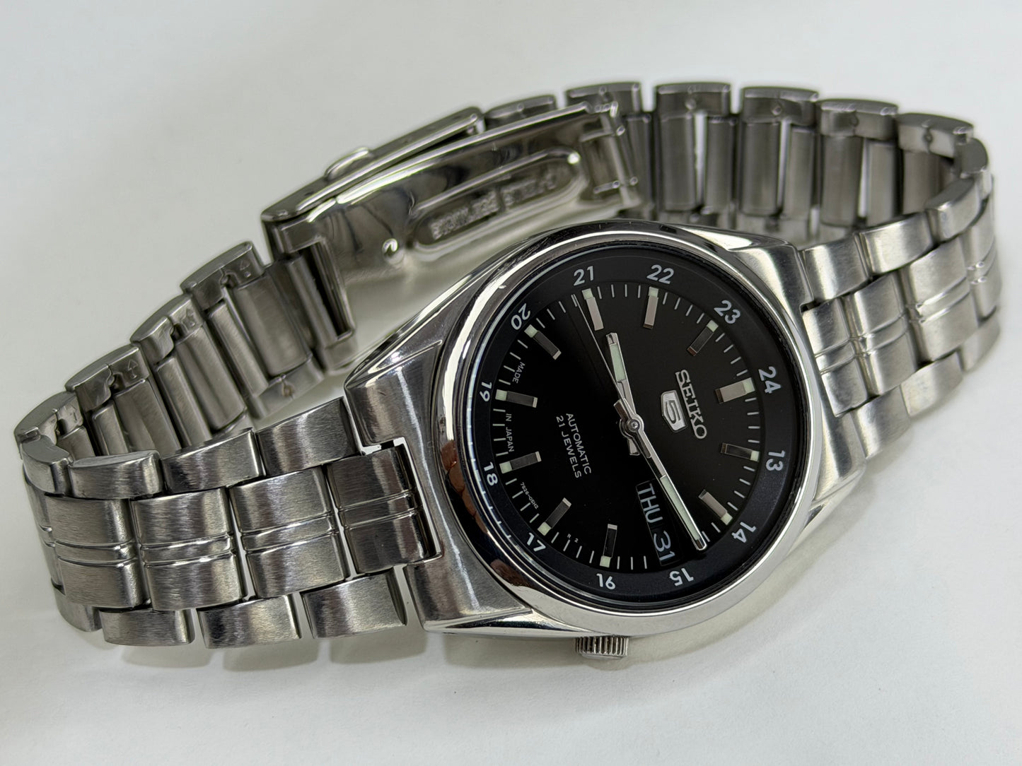 SEIKO Automatic – Black Dial, Day-Date, Sports Watch (Vintage)
