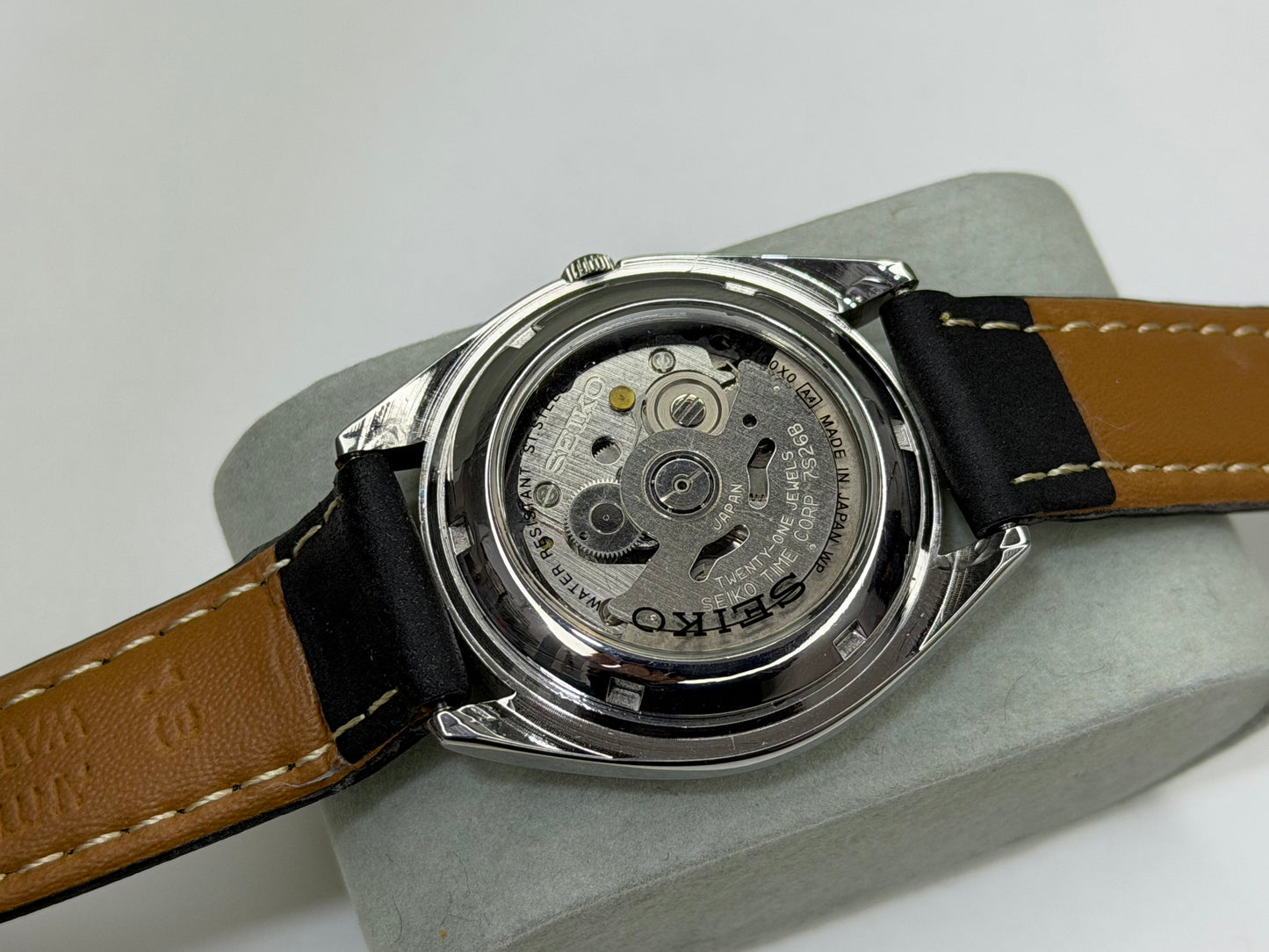 SEIKO Automatic – Black Dial, Day-Date, Dress Watch (Vintage)