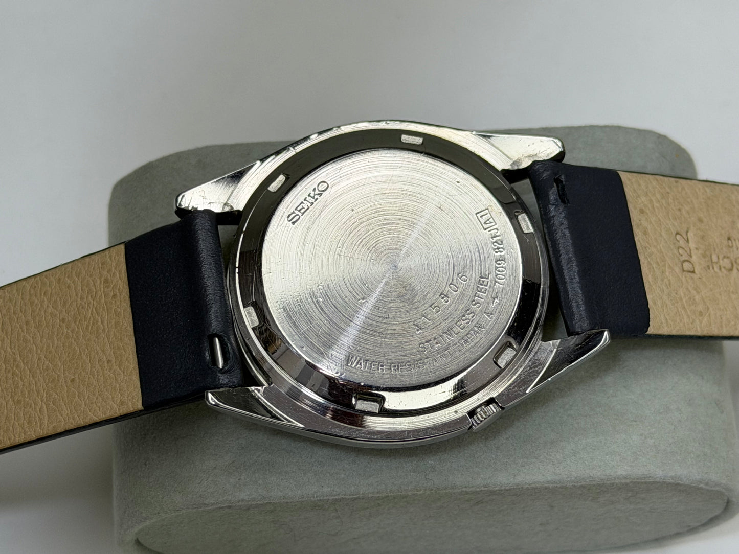 SEIKO 5 – Automatic, Day-Date, Casual Watch (Vintage)