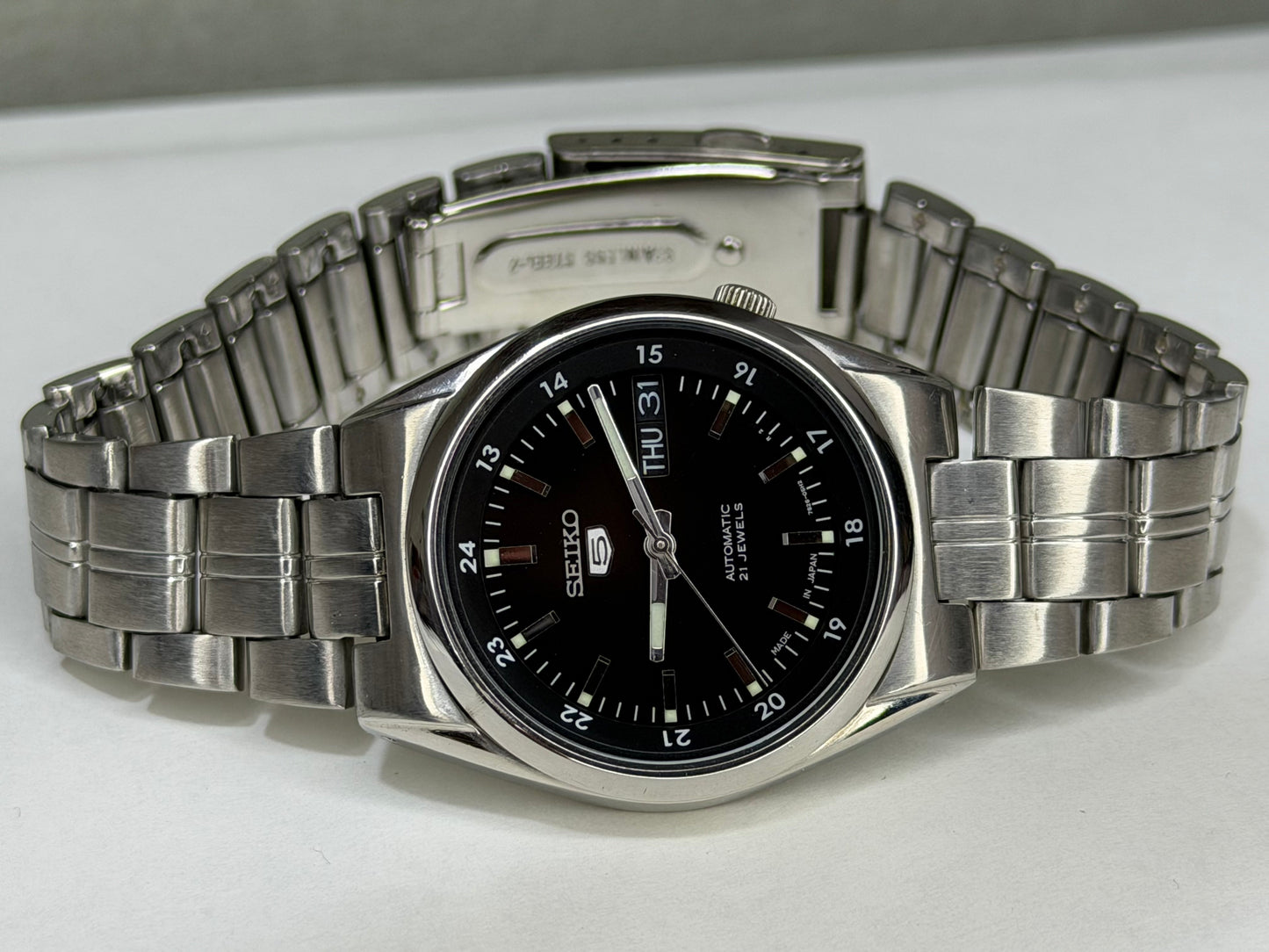 SEIKO Automatic – Black Dial, Day-Date, Sports Watch (Vintage)