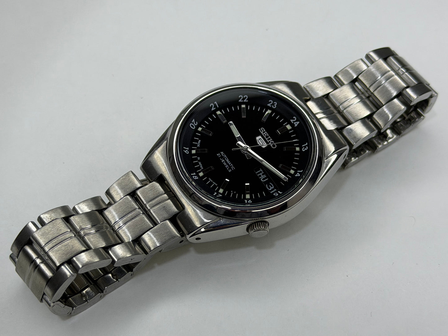 SEIKO Automatic – Black Dial, Day-Date, Sports Watch (Vintage)