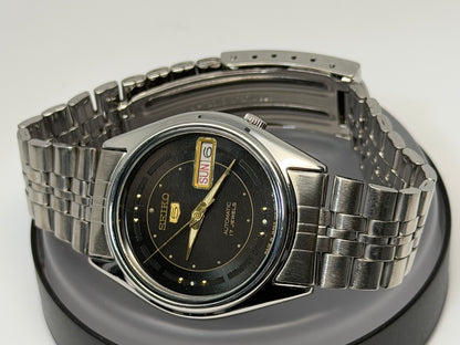 Vintage Seiko 5 Automatic 7009 – Dark Dial – 34mm | W0090