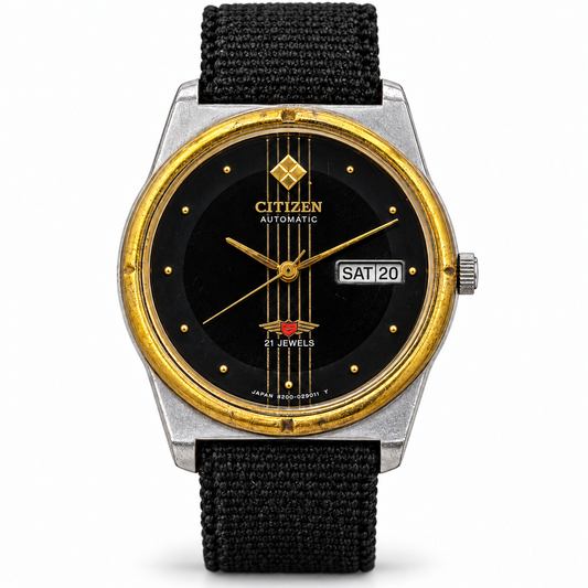 Citizen W0073 — corrected main photograph on white background