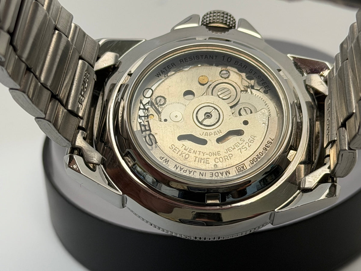 Seiko 5 Sports blue dial watch W0091 original photograph