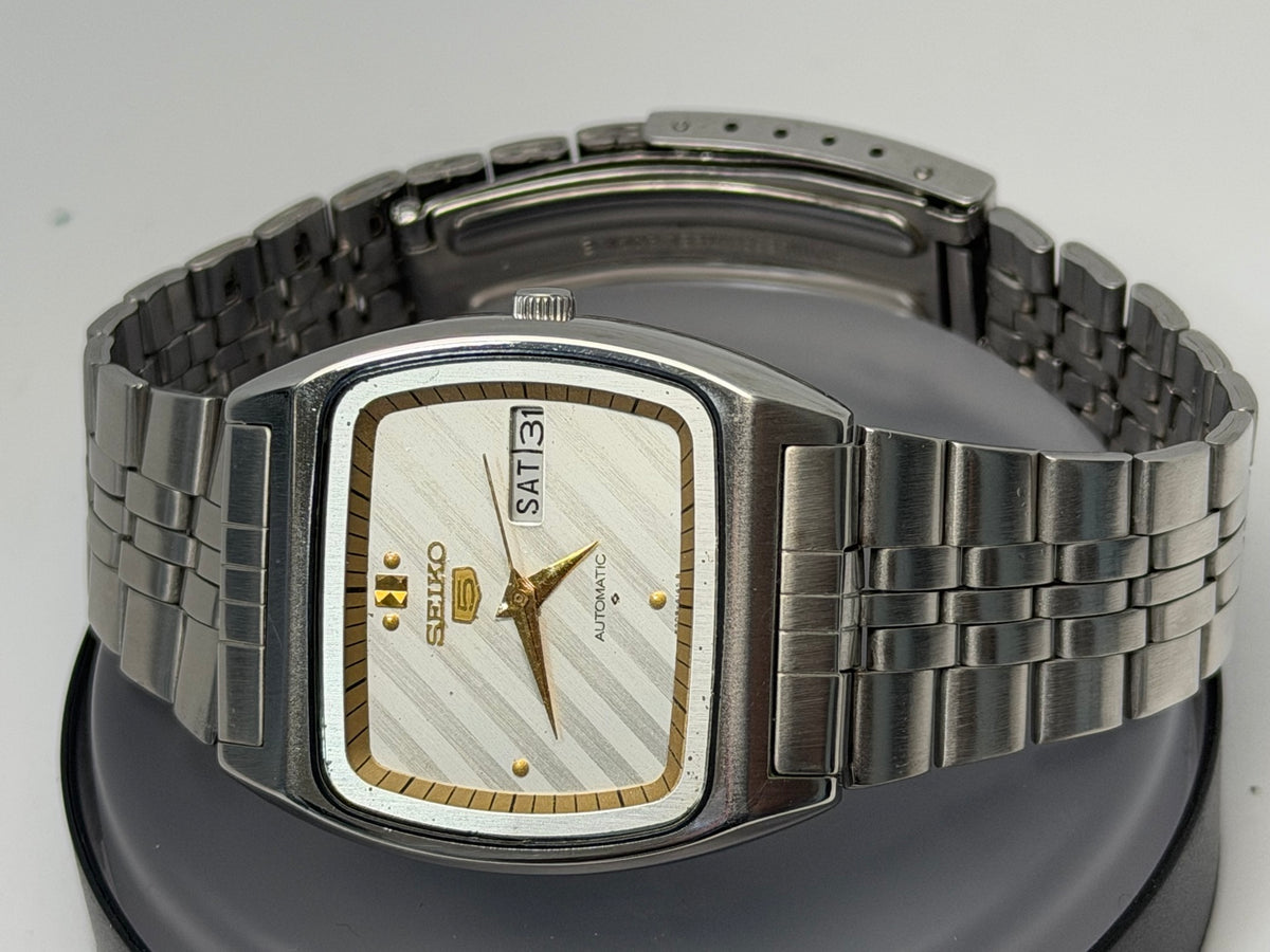 Vintage Seiko 5 rectangular silver dial watch original photo