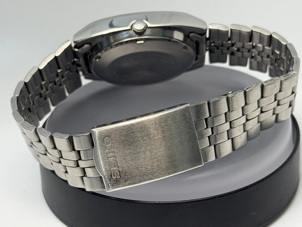 Vintage Seiko 5 rectangular silver dial watch original photo
