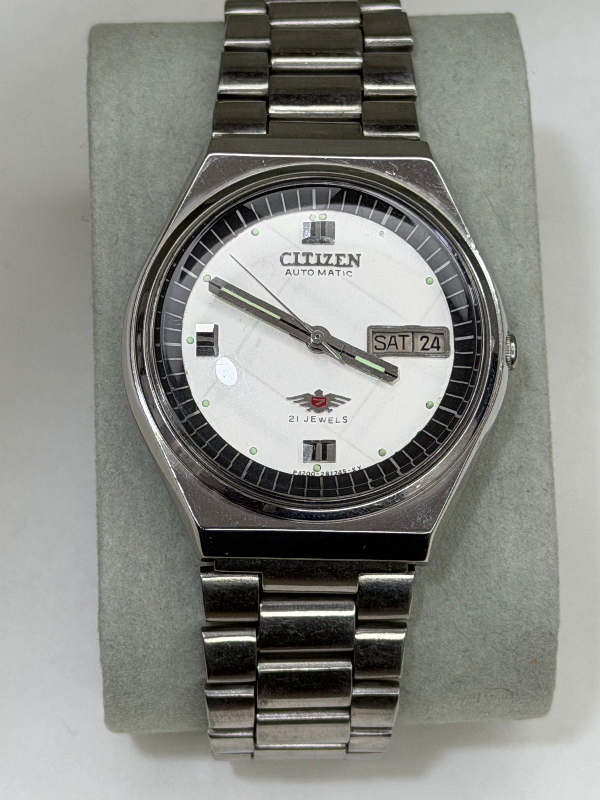 CITIZEN Automatic – Silver Dial, Day-Date, Vintage Wristwatch