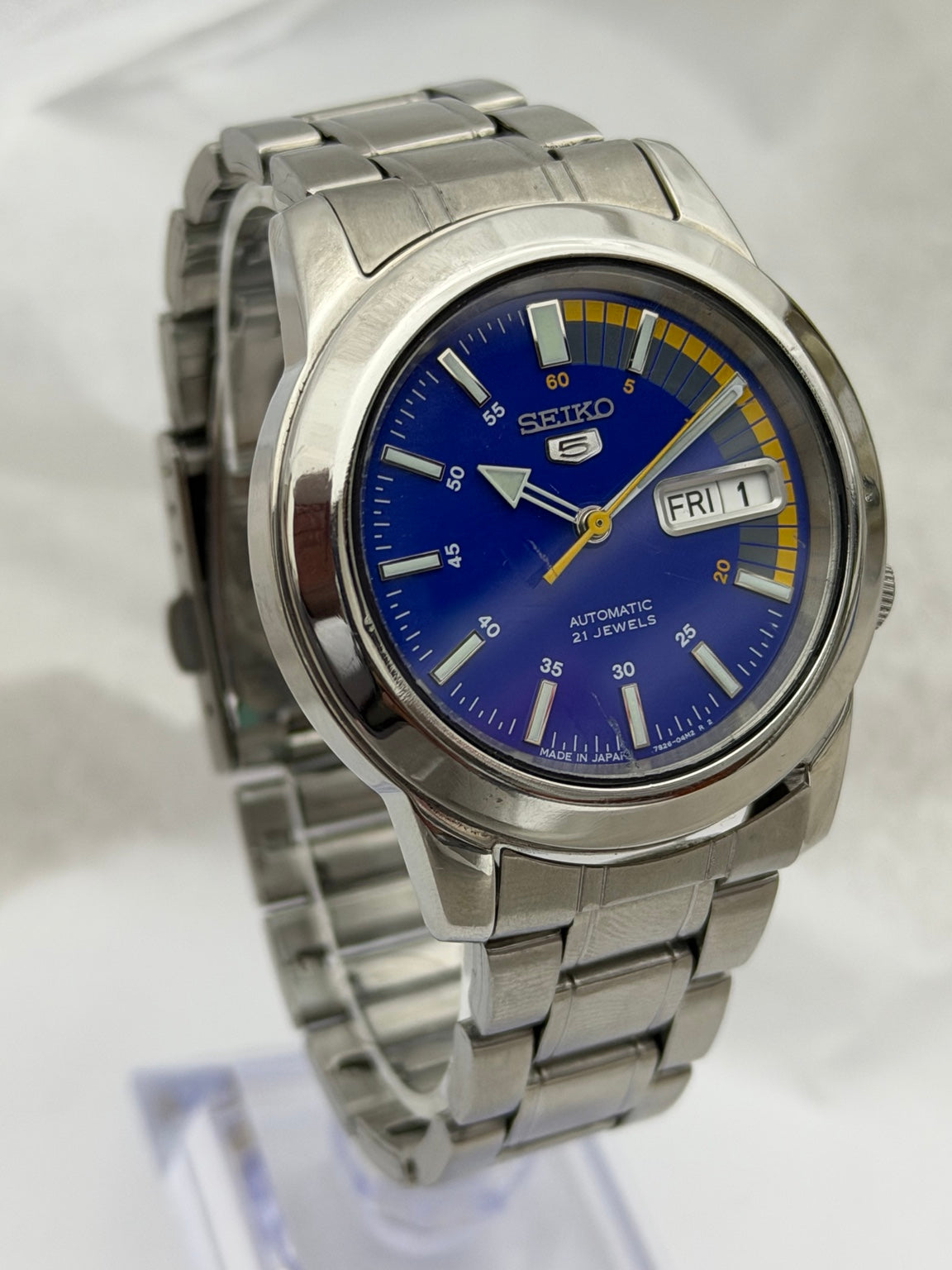 Original blue Seiko photograph 8165