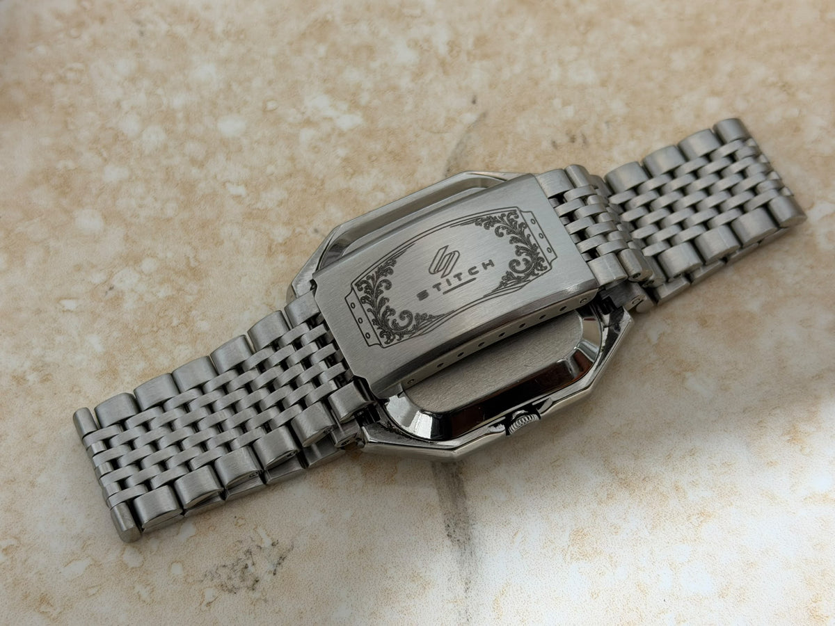 Vintage Seiko Automatic Custom Watch Engraved Floral & Wave Motif Dial 21 Jewels Retro Octagon Case