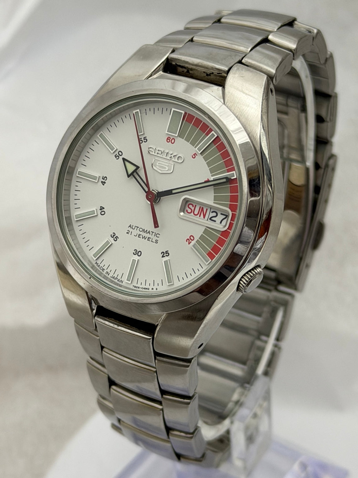 Seiko 5 automatic 36 mm – dial and bracelet