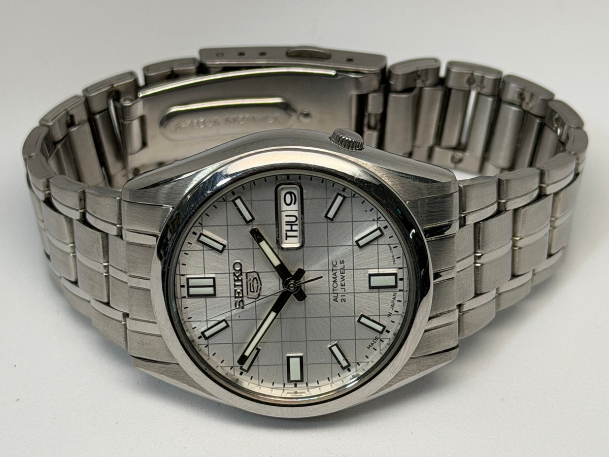 Seiko 5 silver grid dial automatic watch — original photograph
