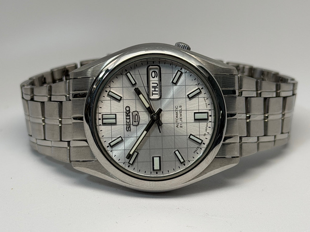 Seiko 5 silver grid dial automatic watch — original photograph