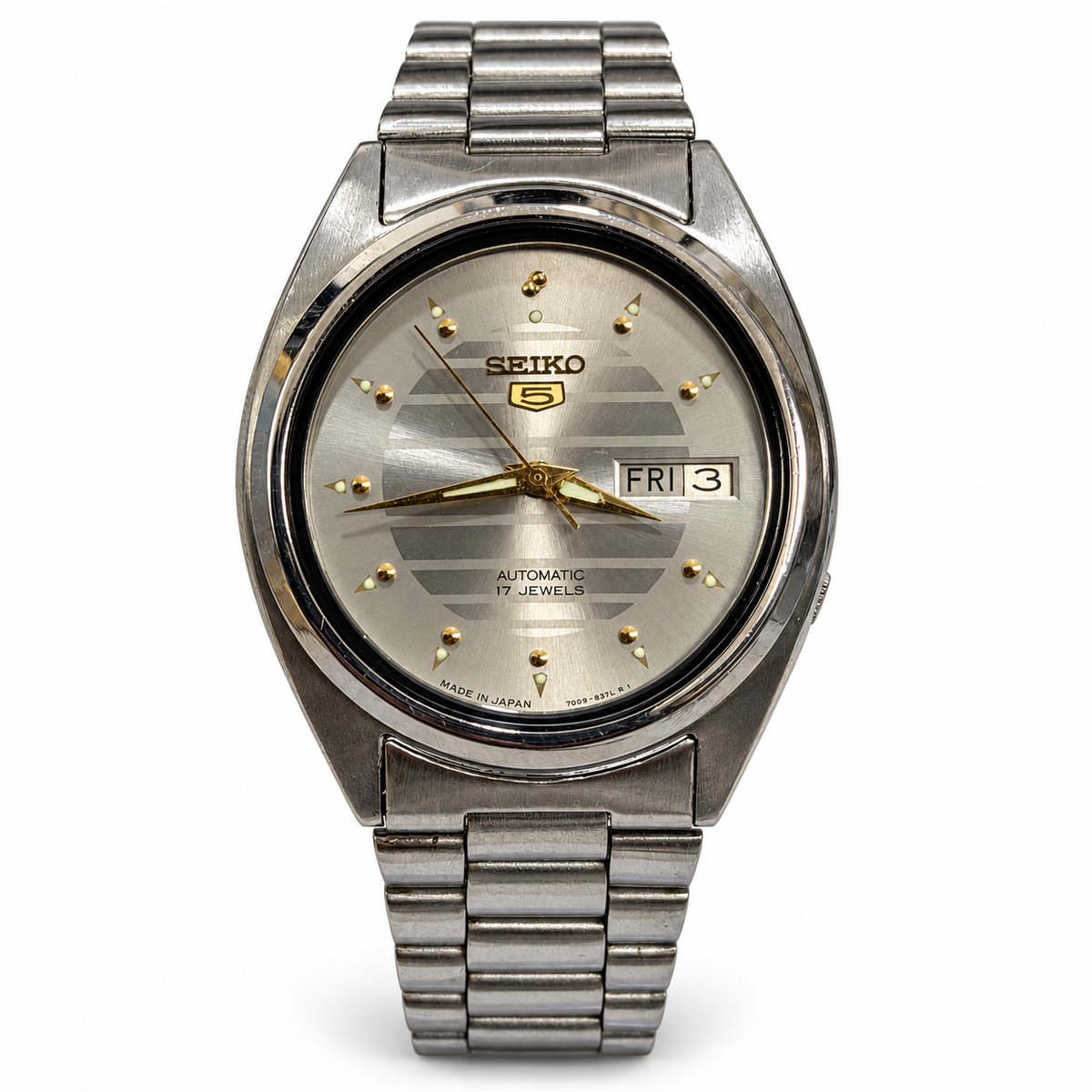 Seiko 5 silver patterned dial automatic watch SK06 on white background