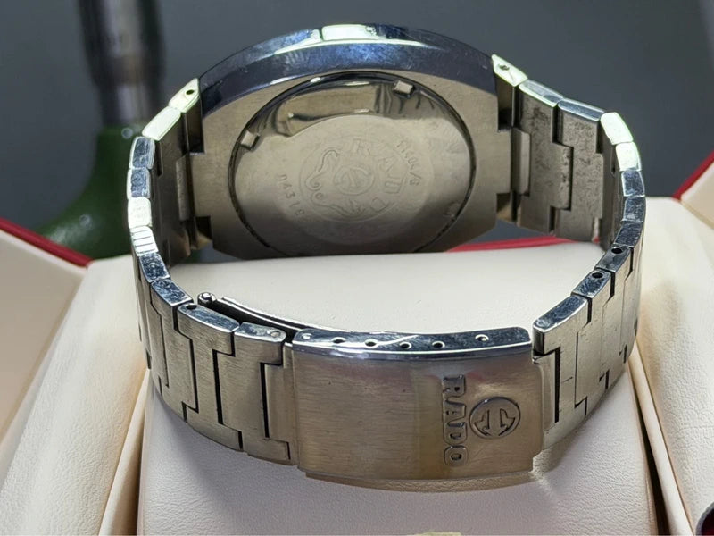 Rado Golden Gazelle Automatic — Fluted Bezel, 37mm — photograph 3