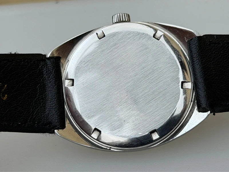 Zenith Manual Wind — 34mm — photograph 4