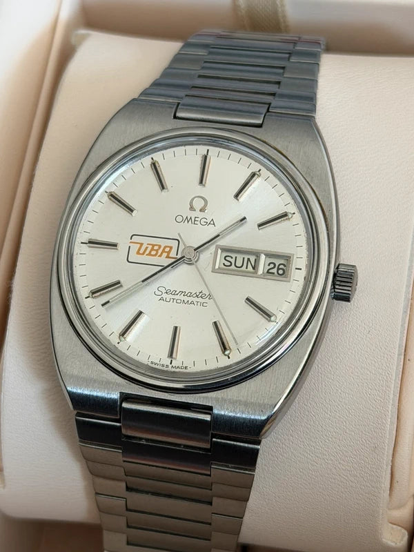Omega Seamaster Automatic Day-Date — Silver UBA Dial — photograph 2