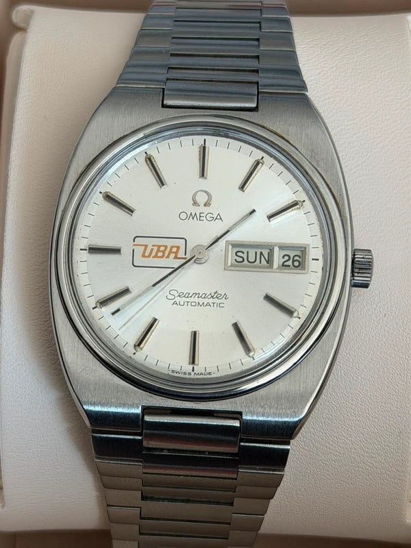 Omega Seamaster Automatic Day-Date — Silver UBA Dial — photograph 3