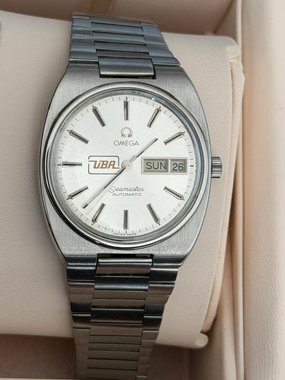 Omega Seamaster Automatic Day-Date — Silver UBA Dial — photograph 4
