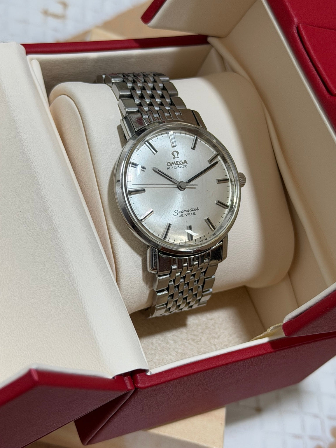 Omega Seamaster De Ville W0055 — original detail photograph