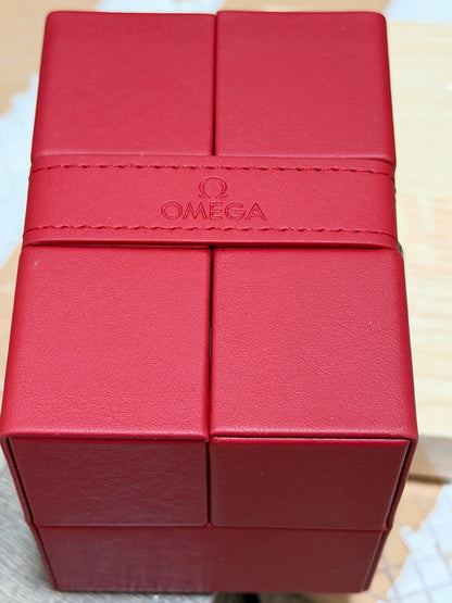 Omega Seamaster De Ville W0055 — original detail photograph