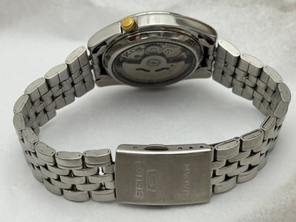 Original yellow Seiko photograph 8178